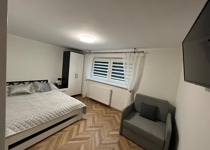 U Tosiek 3* Стегна